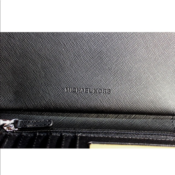 Michael Kors Jet Set Phone case wallet - Picture 4 of 8